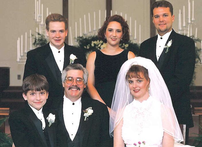 familyweddingpicture.jpg