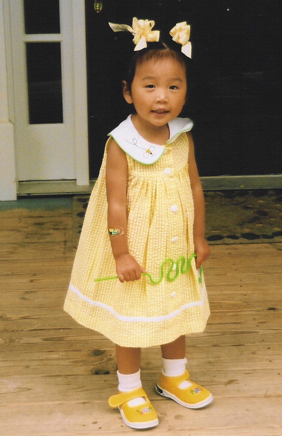 yellowoutfit.jpg